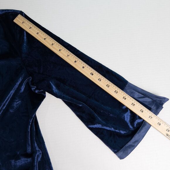 Avon Embossed Velvet 3/4 Sleeve Tunic Top Womens Large Blue Elegant Whimsigoth - Picture 14 of 14